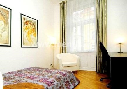 Krásný kompletně zařízený byt 3+1, 86 m2, na Praze 2 - Vinohrady, v Polské ulici
