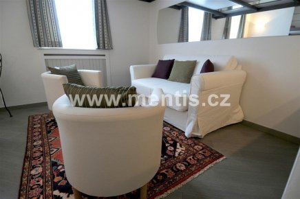 Luxurious maisonette 1-bedroom apartment, 32m2, Prague 5 - Hořejší nábřeží street
