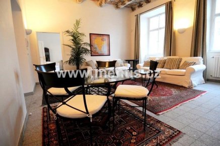Rent of luxurious fully furnished 2-bedroom apartment with two bathrooms in Mala Strana